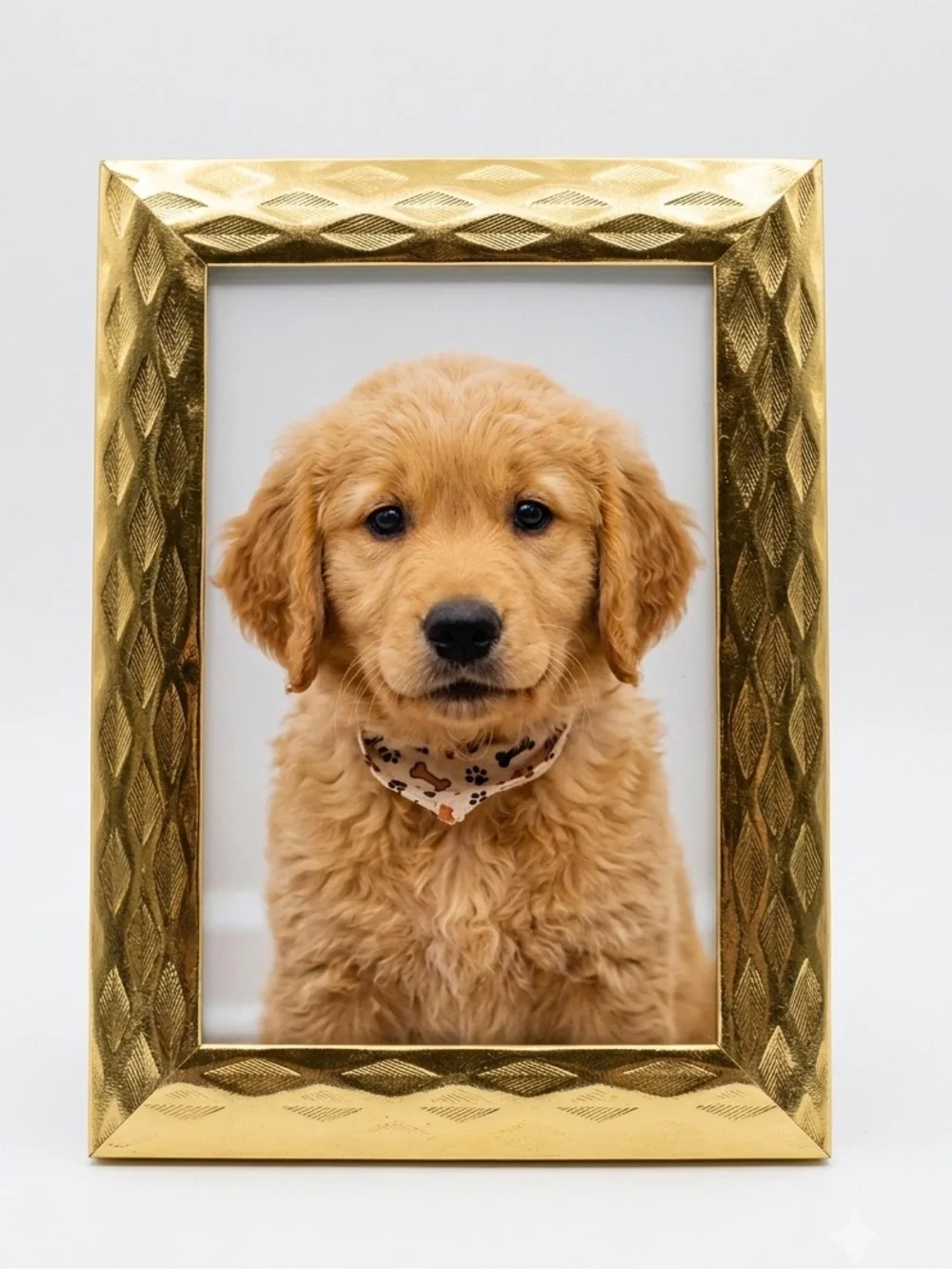 GOLD TEXTURED PHOTO FRAME - ELEGANT HOME ACCENT
